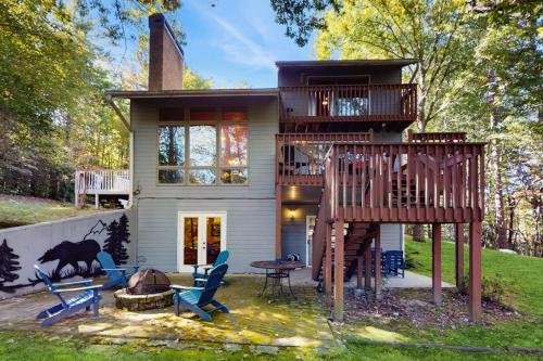 Sleeps 12