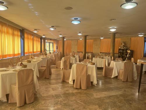 Restorāns, Hotel Helmantico in Villares de la Reina