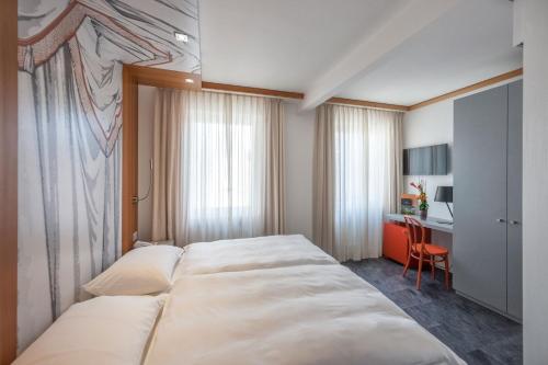 2 twin beds