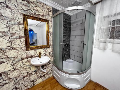 Prizren old town Hostel in ลาคูริก