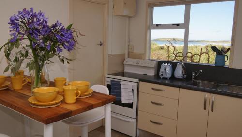 Hideaway Beach Cottage in Vaikava