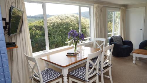 Hideaway Beach Cottage in Vaikava
