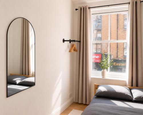 Private Rooms Near Spitalfields - City of London