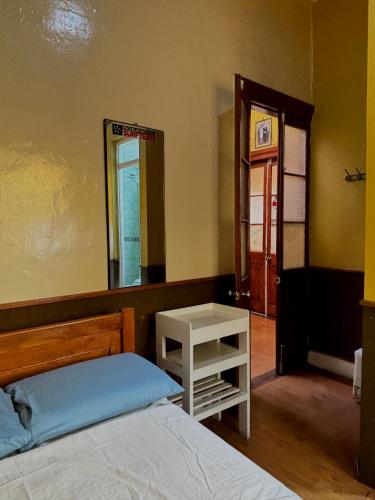 El Duke Kahanamoku surf hostel in Пакасмайо