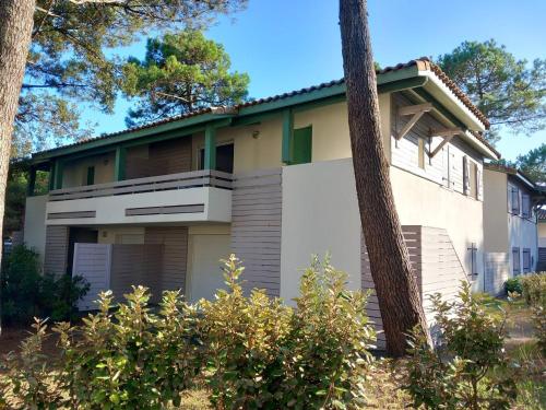 Appartement lumineux avec parking - 6 pers. - FR-1-878-79