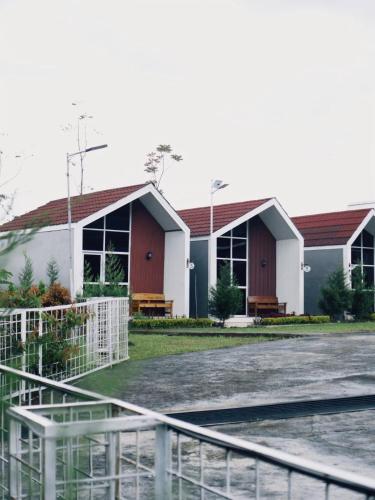 CYB Merbabu Resort & Cafe