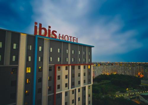 ibis Bangkok IMPACT