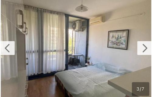 Cozy Studio Apartment in center of the city in 巴爾
