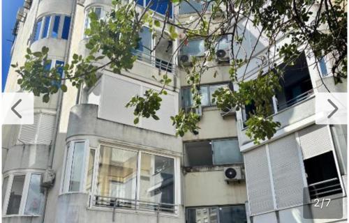 Cozy Studio Apartment in center of the city in 巴爾