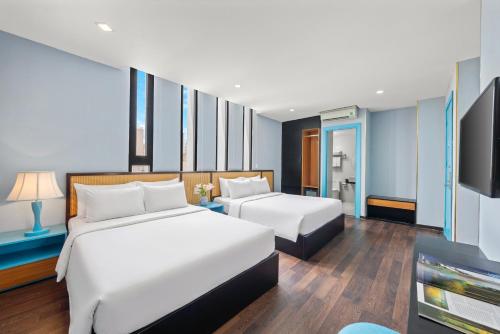Platinum Danang Hotel - Tap to explore photos