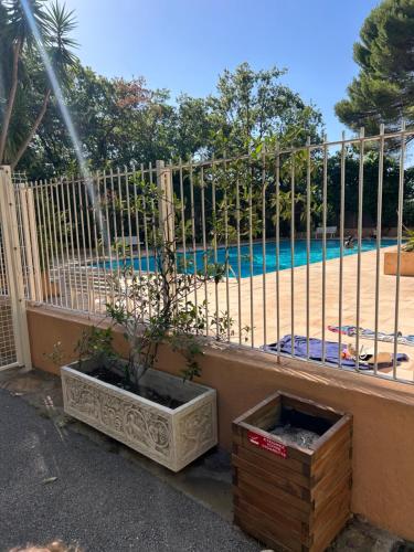 studio cosy antibes in La Pagane