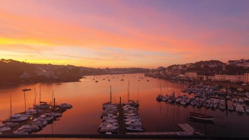 Skats, Studio sur le port avec vue exceptionnelle in Pont-Croix