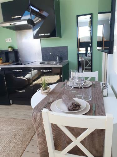 Studio sur le port avec vue exceptionnelle in Pont-Croix