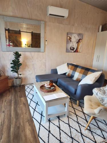 Warkworth Barn Retreat in Kaipara Flats