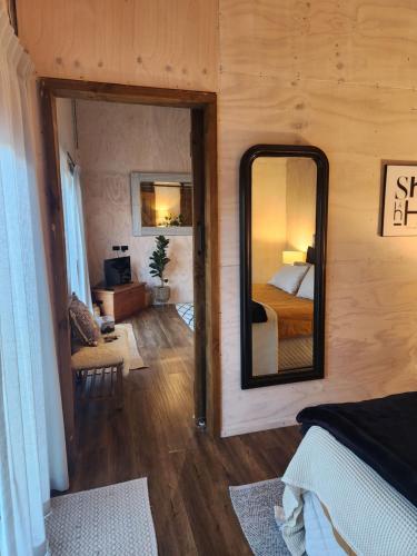 Warkworth Barn Retreat in Kaipara Flats