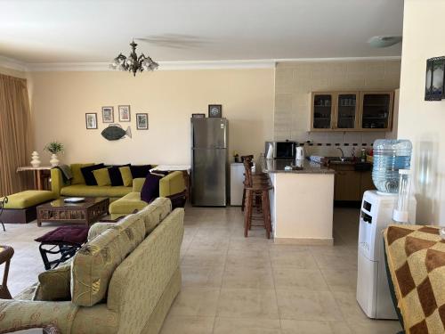 Penthouse in La Vista Bay, Dawwār Ḩājj as Sayyid Rizq (foto 9)