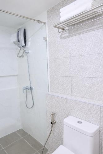 Christella Hotel Laemchabang Room Type - Standard Twin Room