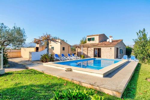 Aumadravet del Bosch by Villa Select - image 2