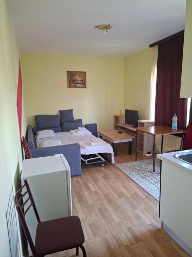 Apartmani Lazić No 5 (Apartmani Lazic No 5) in Gracanica