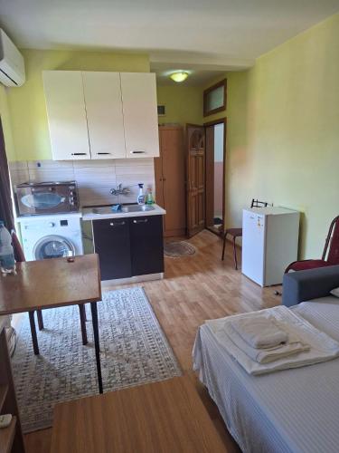 Apartmani Lazić No 5 (Apartmani Lazic No 5) in Gracanica