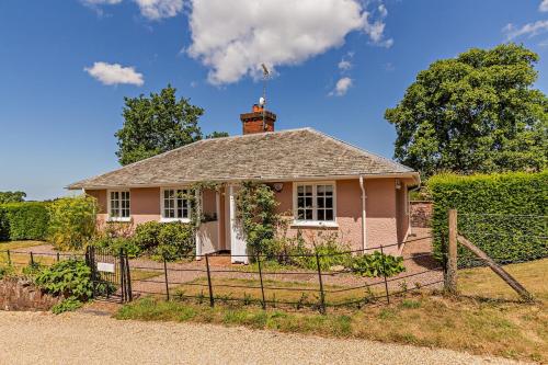 Recently renovated Lodge Cottage, Quantocks in West Bagborough