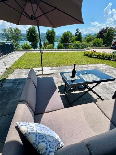 Seeblick-Apartment mit Garten in Velden am Wörthersee