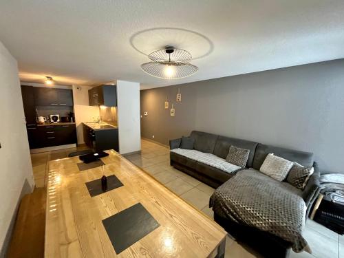 appartement neuf 6-8 personnes les chardons arc 1800