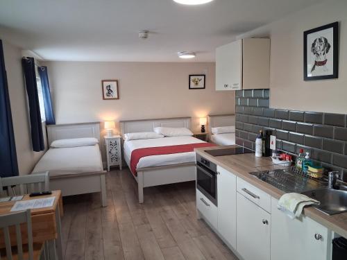 . Matty's Pub - Apartment's