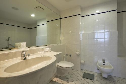 H4 Hotel Kassel - image 8