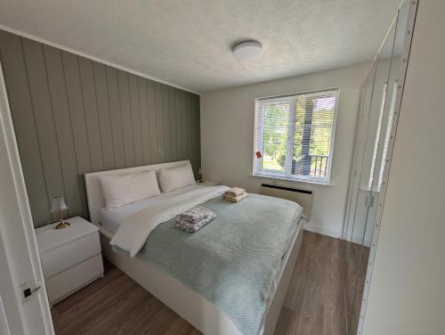 客房, Modern 2-bed flat near QMC and city centre, with private garage in 近市中心