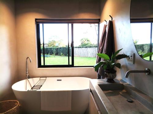 The Nightjar, Barn House in the Malkerns Valley in Malkerns