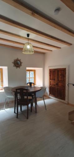 Iekārtas, Duplex de l'abbaye in Tailhac