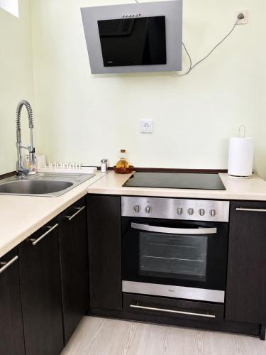 Cozy Studio Apartment with a Beautiful View - Close to Center in Orunia Gorna