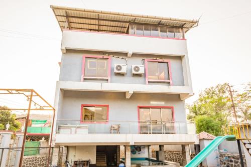 Casa Royal 4BHK Private Pool Villa near The Oven, Pawna Dam, Lonavala