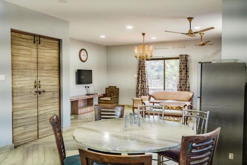 Casa Royal 4BHK Private Pool Villa near The Oven, Pawna Dam, Lonavala