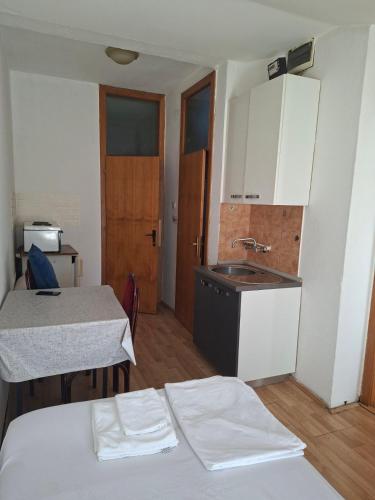 Apartmani Lazić No 9 (Apartmani Lazic No 9) in גרסניקה