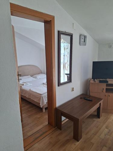 Apartmani Lazić No 9 (Apartmani Lazic No 9) in גרסניקה