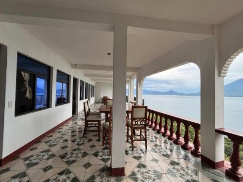 Casa Miralagos in Santa Cruz la Laguna