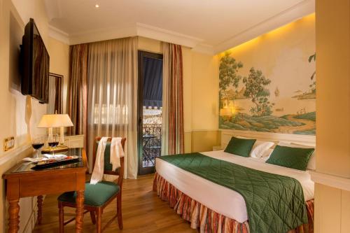 Donna Laura Palace Ideally located in the prime touristic area of Vatican, Donna Laura Palace promises a relaxing and wonderful visit. The property features a wide range of facilities to make your stay a pleasant experi