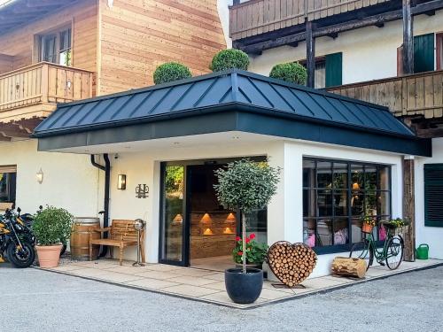 المنظر الخارجي, Hotel Gasthof Neuwirt in هولزكيرشين