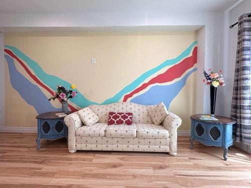 HUGE Family Home 3BR 3BA Sleeps 12