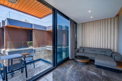 Bodrum Ada Suites Beach Hotel  in ทูร์กูตเช