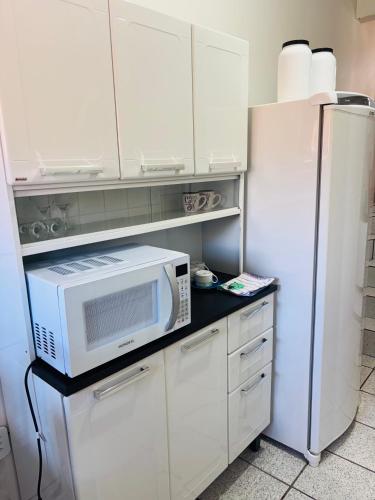 Apartamento amplo, no centro, aconchegante e completo in Aimorés