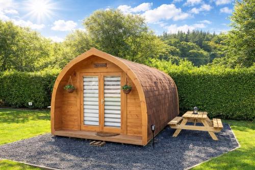 Glamping Cabins in the Heart of Snowdonia - Devils Bridge