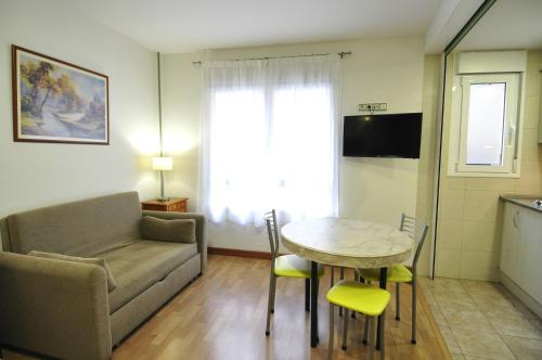 Hotel Apartamentos Aralso - image 12