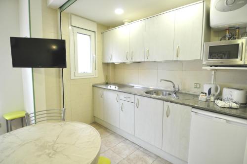 Hotel Apartamentos Aralso - image 4
