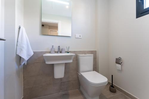 Casa Miramar Oak 47 - image 3