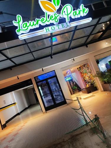 Hotel Laureles Park, Medellín