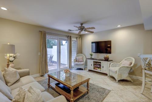 2 Bedrooms, 2 Bathrooms, Sleeps seven Bikes & Beach Gear included in 힐튼 헤드 아이랜드 (SC)