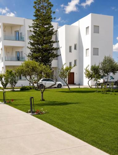Jardí, Appartement A5 moderne à quelques minutes de la plage (Appartement A5 moderne a quelques minutes de la plage) in Chatt Mariem